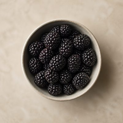 dunkle Beeren