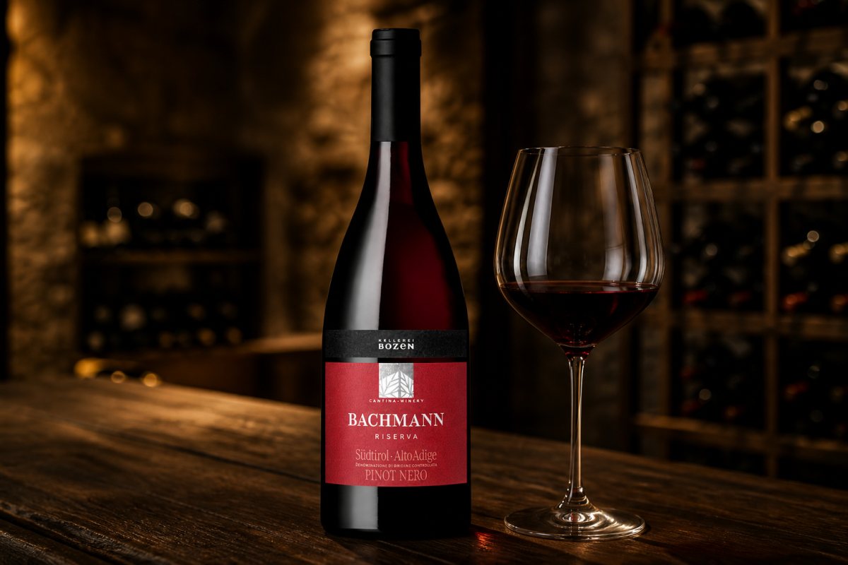 Cantina Bolzano Bachmann Pinot Nero Riserva Alto Adige &ndash; Stimmungsbild